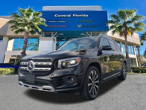 Used 2023 Mercedes-Benz GLB 250 image 9