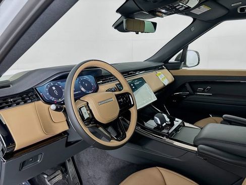 New 2026 Land Rover Range Rover Sport Dynamic SE AWD/4WD image 9