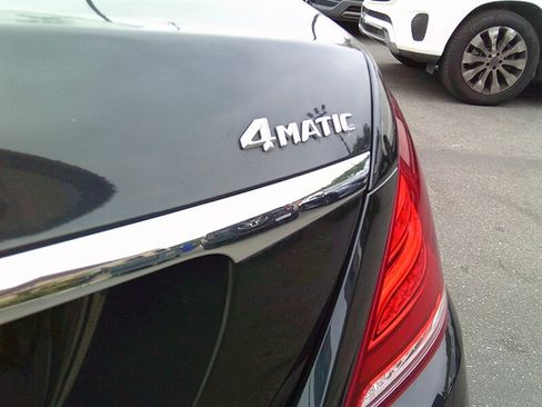 Used 2015 Mercedes-Benz S 550 4MATIC Sedan image 9