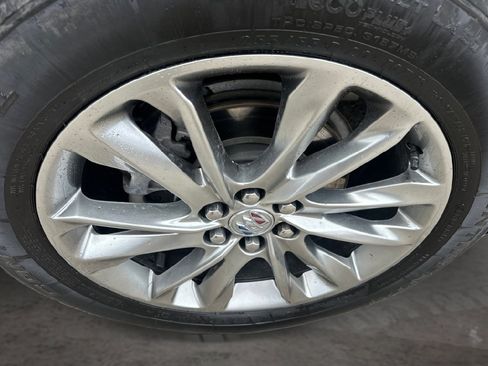 Used 2024 Buick Enclave Avenir w/ Trailering Package, 5000 lbs. AWD/4WD image 18