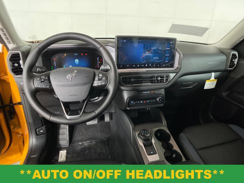 New 2026 Ford Bronco Sport Outer Banks w/ Outer Banks Tech Package+ AWD/4WD image 8