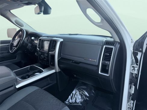 Used 2018 RAM 3500 Lone Star image 47