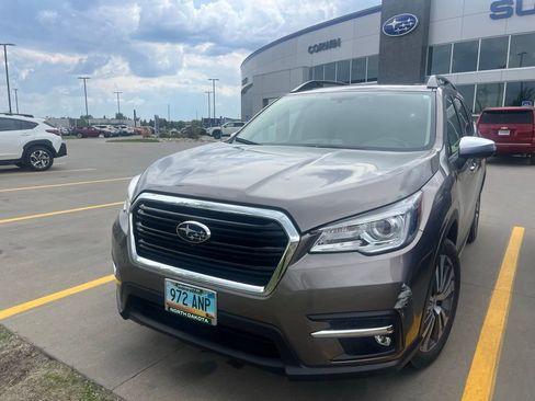 Used 2021 Subaru Ascent Touring AWD/4WD image 2
