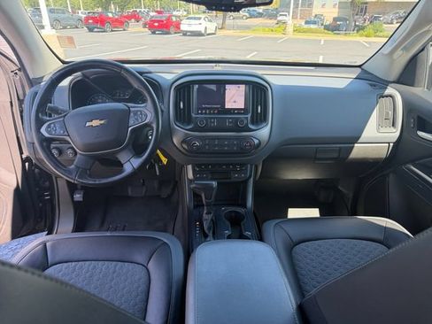 Used 2019 Chevrolet Colorado Z71 AWD/4WD image 19