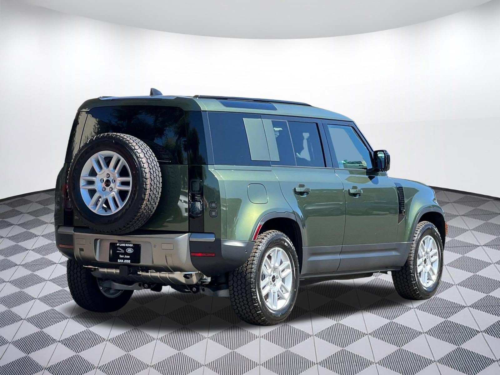 New 2026 Land Rover Defender 110 S AWD/4WD image 8