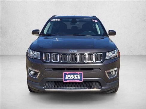 Used 2019 Jeep Compass Limited image 2