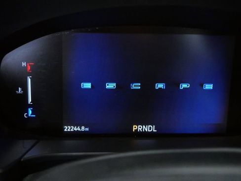Certified 2025 Ford Escape Active AWD/4WD image 16