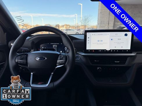 Used 2025 Ford Explorer ST image 8
