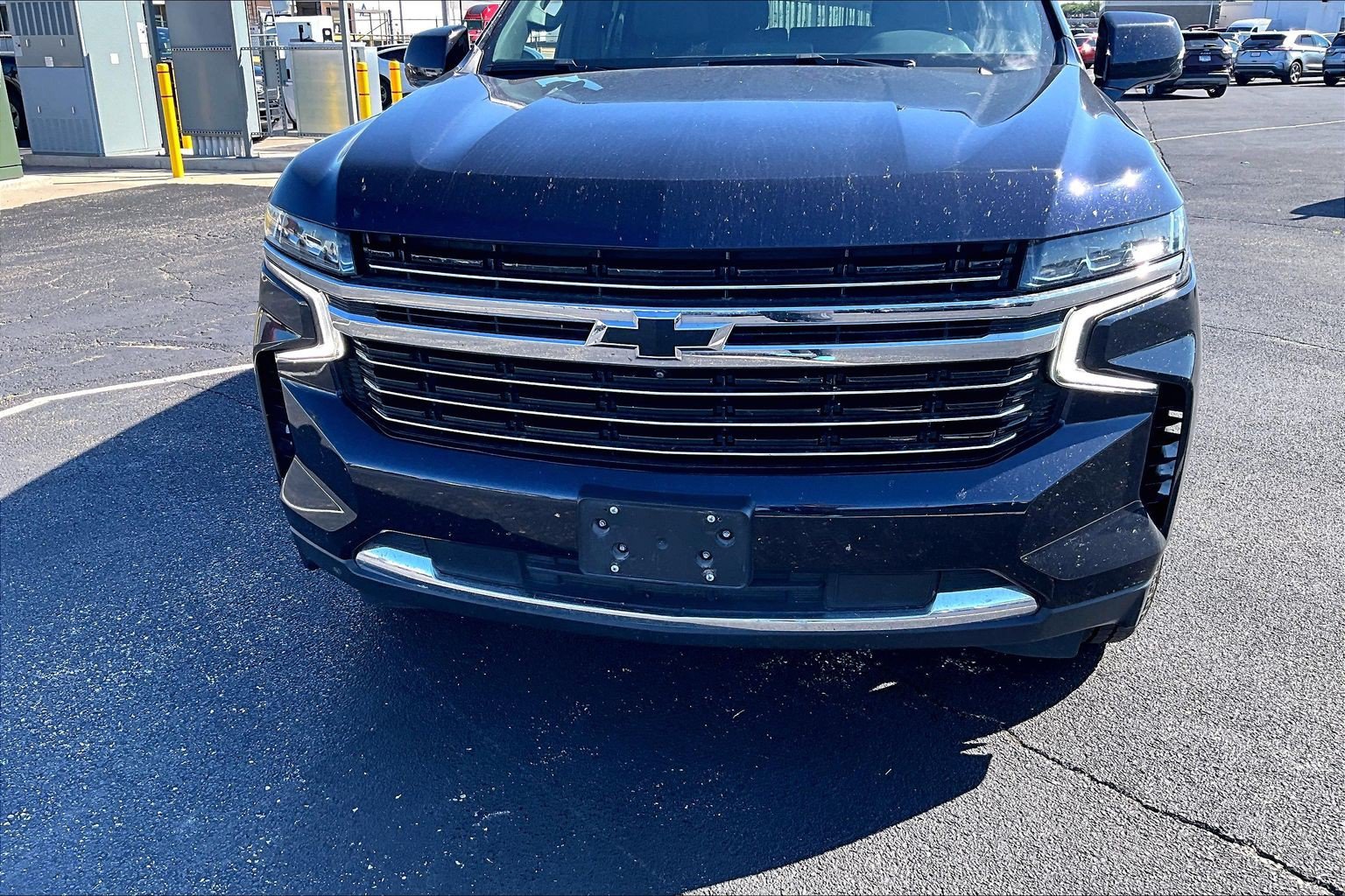 Used 2022 Chevrolet Tahoe LT w/ Luxury Package AWD/4WD image 4