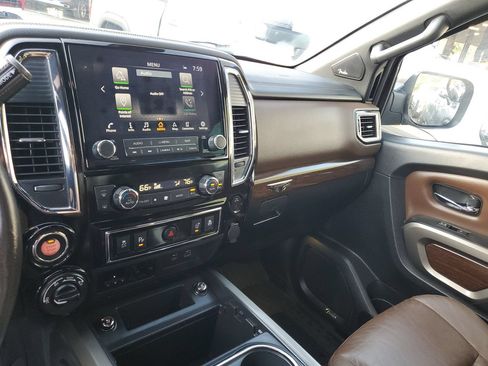 Used 2023 Nissan Titan Platinum Reserve w/ Moonroof Package AWD/4WD image 29