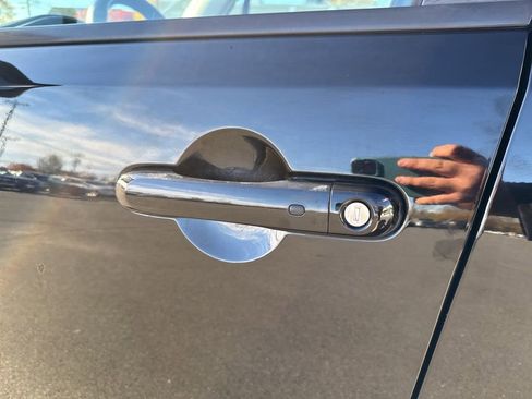 Used 2015 Jeep Renegade Trailhawk w/ Popular Equipment Group image 13