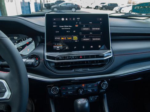 Used 2022 Jeep Compass Trailhawk w/ Sun and Sound Group image 16