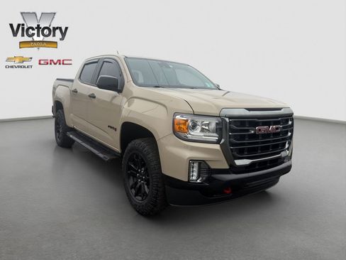 Used 2022 GMC Canyon AT4 image 8