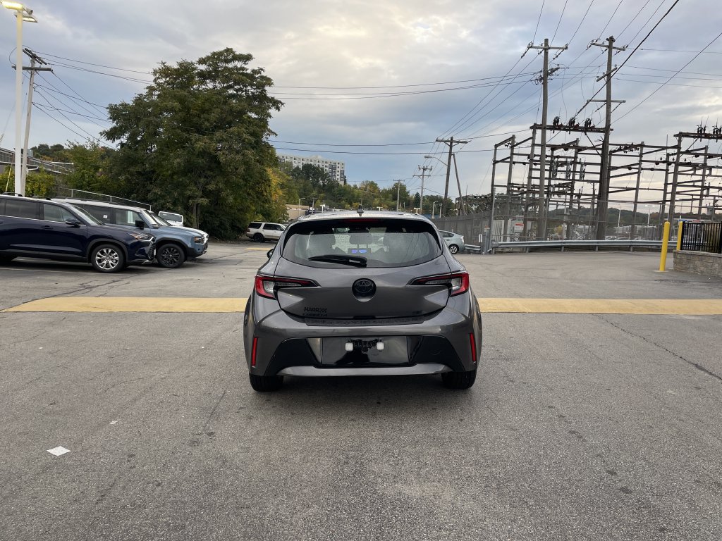 Certified 2024 Toyota Corolla SE FWD image 4