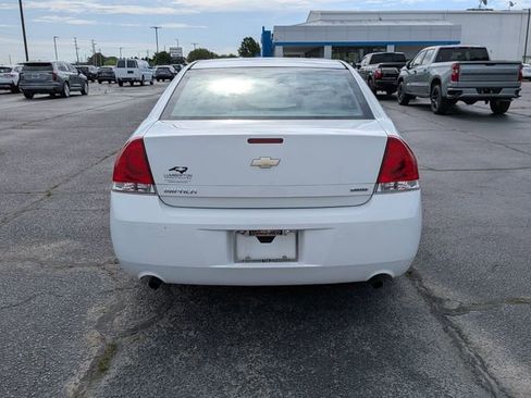 Used 2016 Chevrolet Impala Limited LS FWD image 4