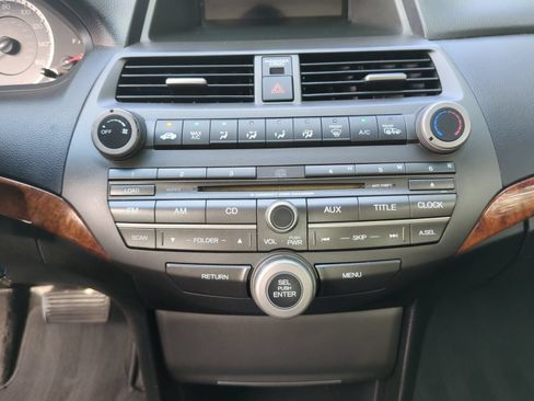 Used 2011 Honda Accord EX image 28