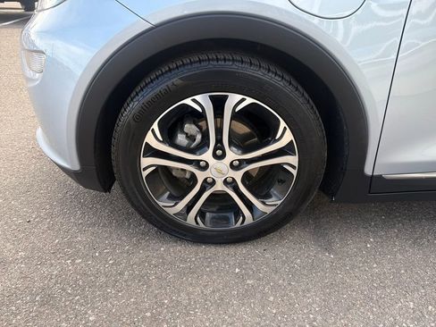 Used 2017 Chevrolet Bolt Premier w/ Driver Confidence II Package image 26