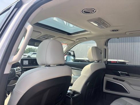 Used 2021 Kia Telluride EX AWD/4WD image 18