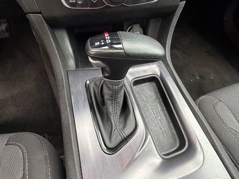 Certified 2016 Dodge Charger SXT w/ Blacktop Package RWD image 27