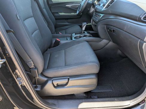 Used 2019 Honda Ridgeline Sport image 18