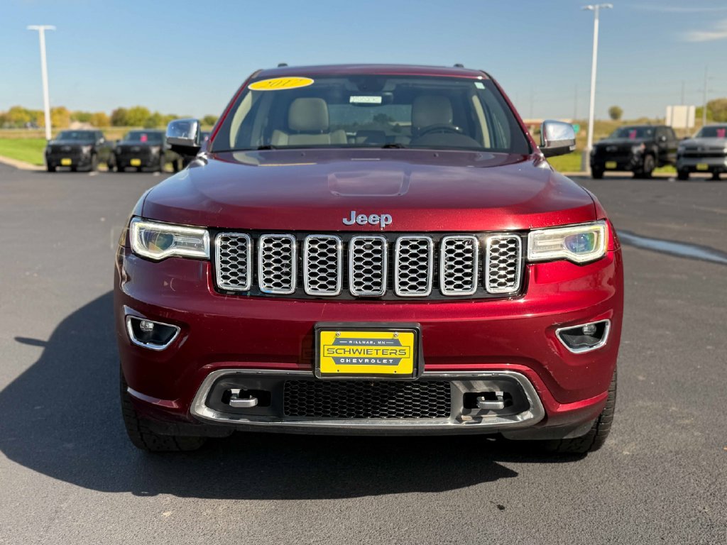 Used 2017 Jeep Grand Cherokee Overland AWD/4WD image 2