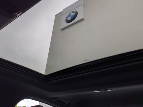 Used 2025 BMW M340i RWD image 28