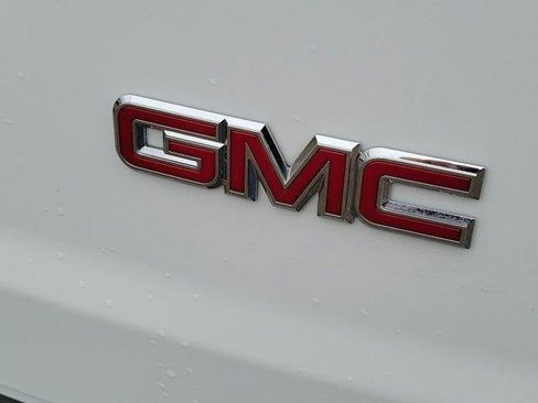 Used 2024 GMC Savana 2500 w/ Driver Convenience Package RWD image 6
