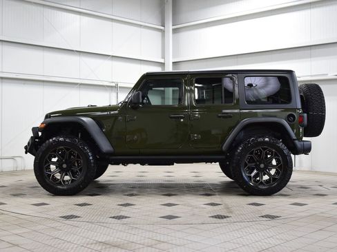 Used 2024 Jeep Wrangler Unlimited Sport AWD/4WD image 4