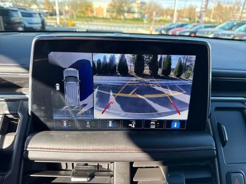 Used 2021 Chevrolet Suburban RST w/ Luxury Package image 20