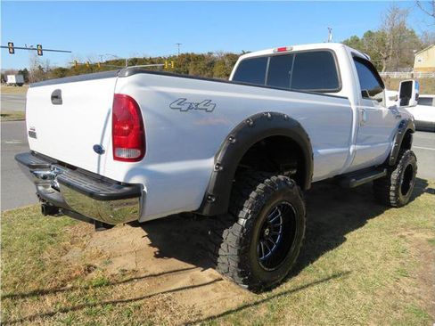 Used 2006 Ford F250 XL image 2