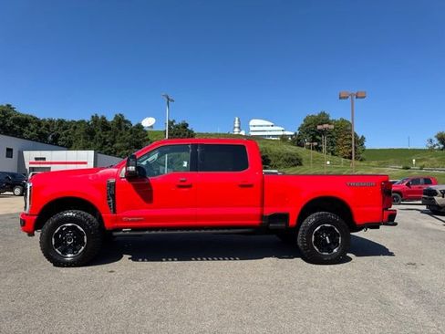 Used 2025 Ford F350 Lariat w/ Tremor Off-Road Package AWD/4WD image 3