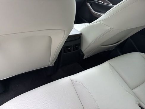 Used 2025 MAZDA CX-30 AWD 2.5 S w/ Premium Package image 9