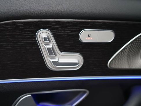 Used 2023 Mercedes-Benz GLS 450 4MATIC image 96