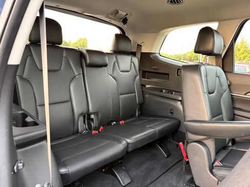 Used 2025 Kia Telluride S FWD image 23