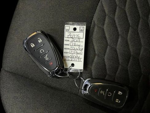 Used 2019 Chevrolet Equinox LT AWD/4WD image 63