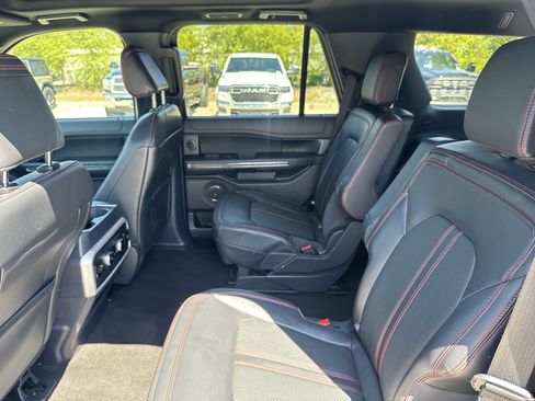 Used 2023 Ford Expedition Limited RWD image 30