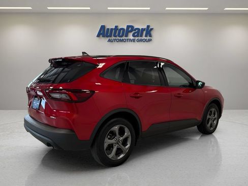 Used 2025 Ford Escape ST-Line w/ Tech Pack #1 AWD/4WD image 8