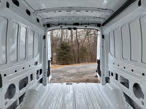 New 2026 Ford Transit 250 148 Medium Roof image 13