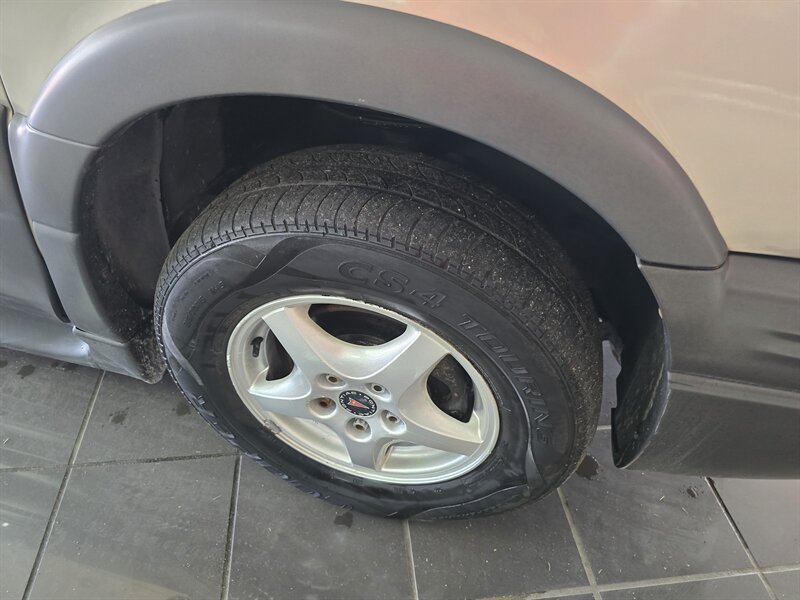 Used 2004 Pontiac Montana Extended w/ Convenience Package #1 FWD image 34