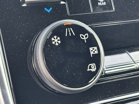 New 2026 Nissan Armada SL image 21