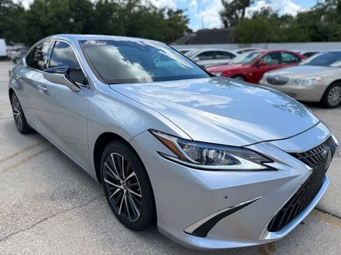 Used 2023 Lexus ES 350 w/ Premium Package FWD image 7