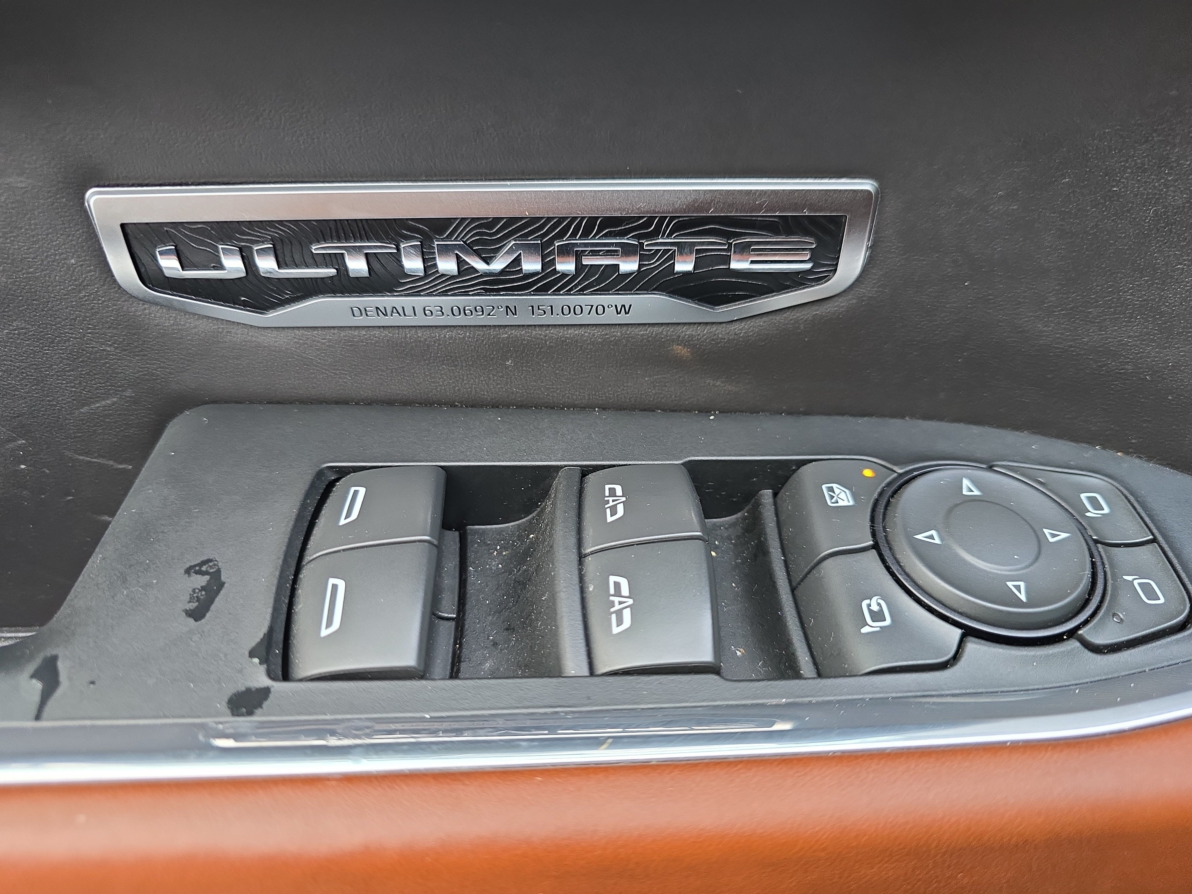 Used 2023 GMC Sierra 1500 Denali Ultimate AWD/4WD image 21
