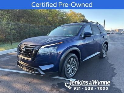 Used 2022 Nissan Pathfinder SV w/ SV Black Package