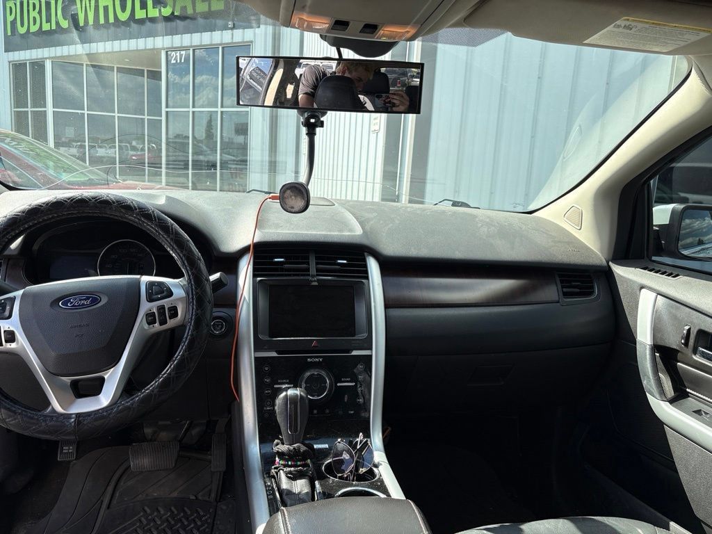 Used 2014 Ford Edge Limited w/ Equipment Group 302A AWD/4WD image 19