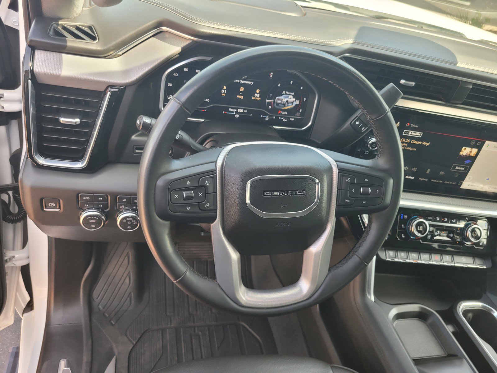 Used 2024 GMC Sierra 3500 Denali AWD/4WD image 27