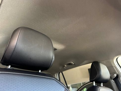 Used 2022 Volkswagen Tiguan SE FWD image 18