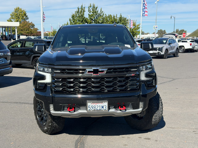 Used 2022 Chevrolet Silverado 1500 ZR2 w/ Technology Package AWD/4WD image 3