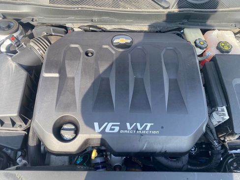 Used 2016 Chevrolet Impala LT w/ Convenience Package image 22