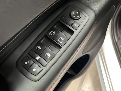 Certified 2025 Dodge Durango R/T image 35