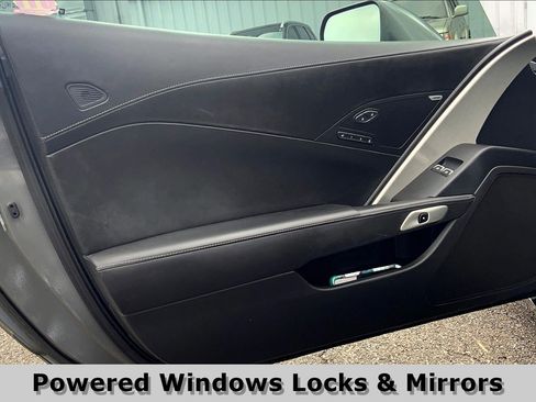 Used 2016 Chevrolet Corvette Z06 w/ 3LZ Preferred Equipment Group image 24